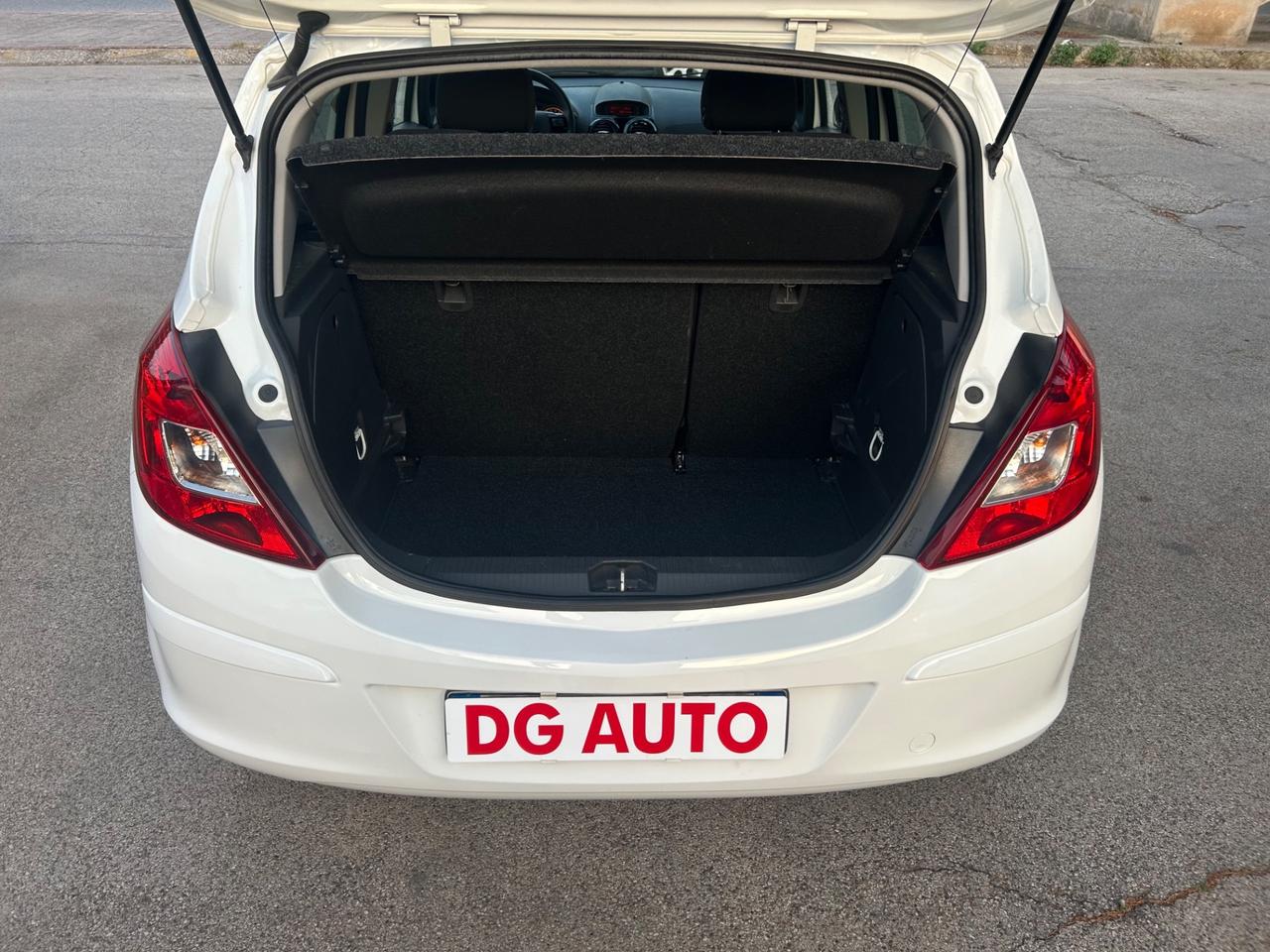 Opel Corsa 1.3 CDTI 75 2013