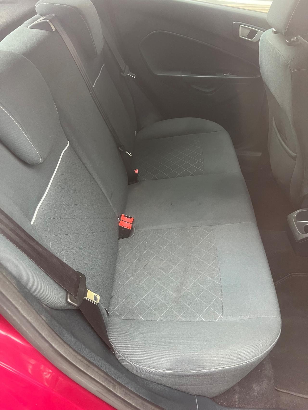 Ford Fiesta 1.4 5 porte Bz.- GPL Titanium