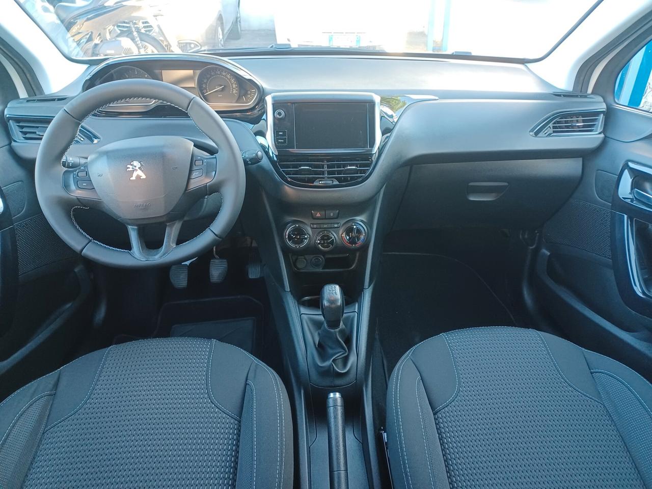 Peugeot 208 BlueHDi 5 porte ANNO 2021