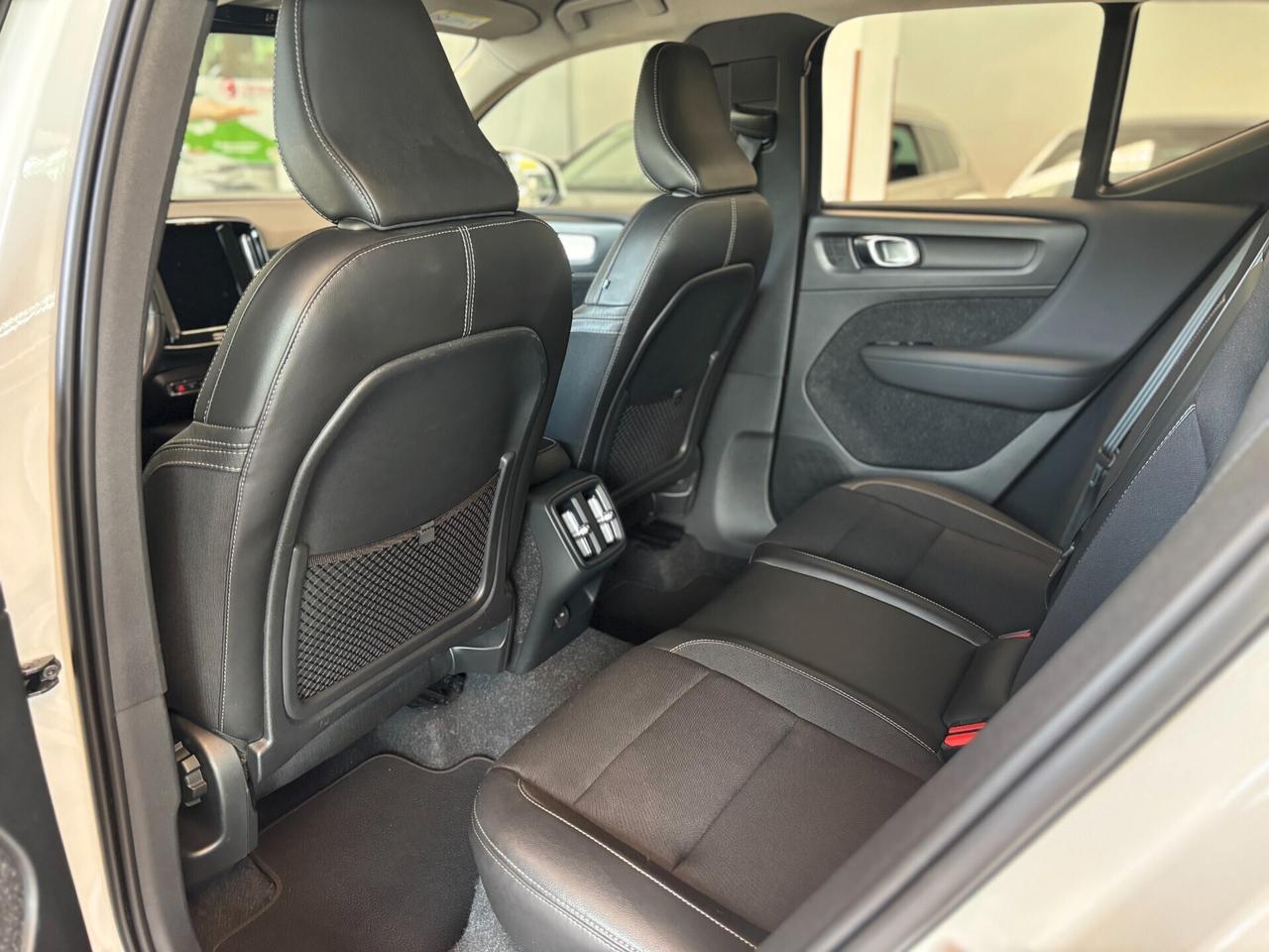 Volvo XC40 2.0 d3 Business Plus *IVA22%*EURO6D-TEMP