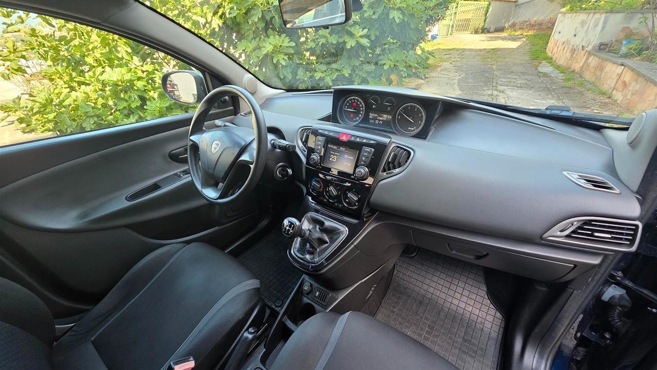 Lancia Ypsilon 1.3 MJT 16V 95 CV 5 porte S&S Unyca