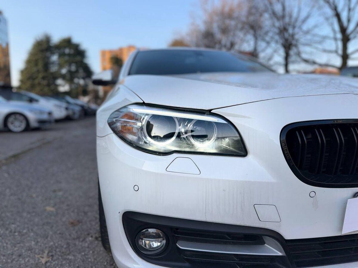 BMW Serie 5 520d Business 190cv auto