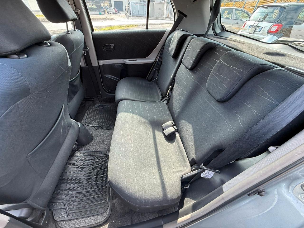 TOYOTA YARIS 5PORTE 1.0BENZINA 69CV OK NEOPATENTATI