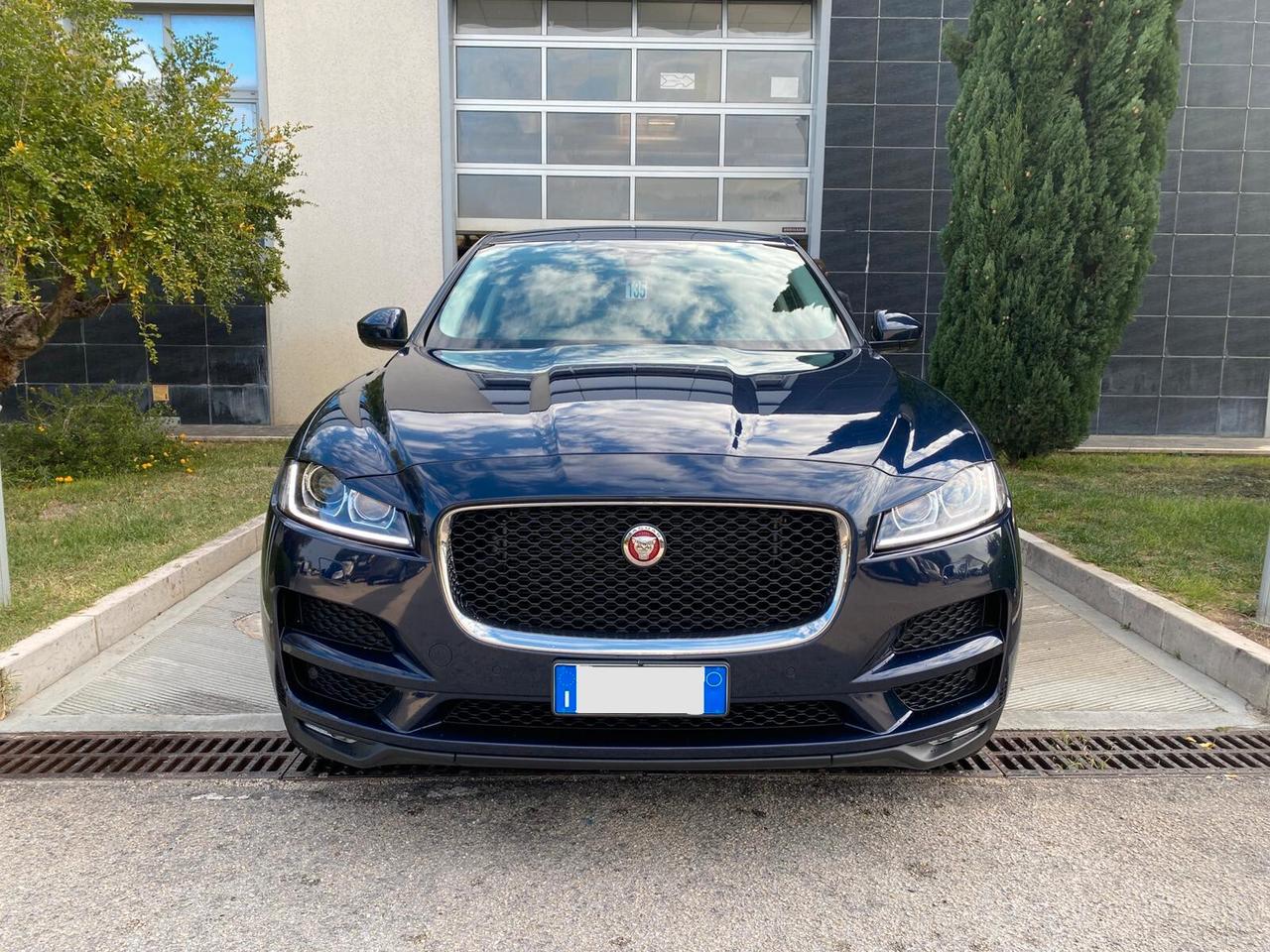 Jaguar F-Pace 2.0 D 180 CV AWD Prestige