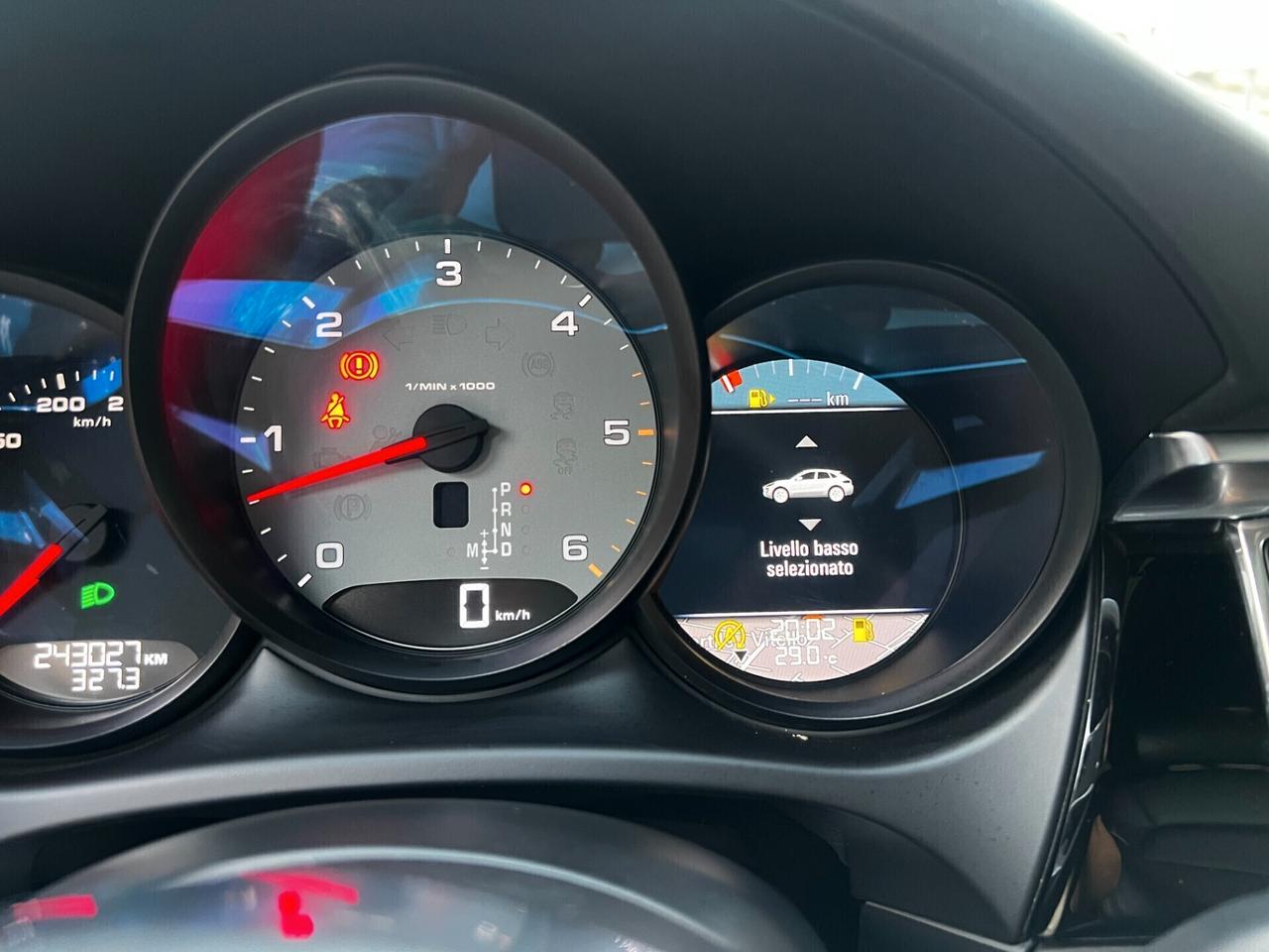 Porsche Macan 3.0 S Diesel- TETTO-TOTAL BLACK-FULL