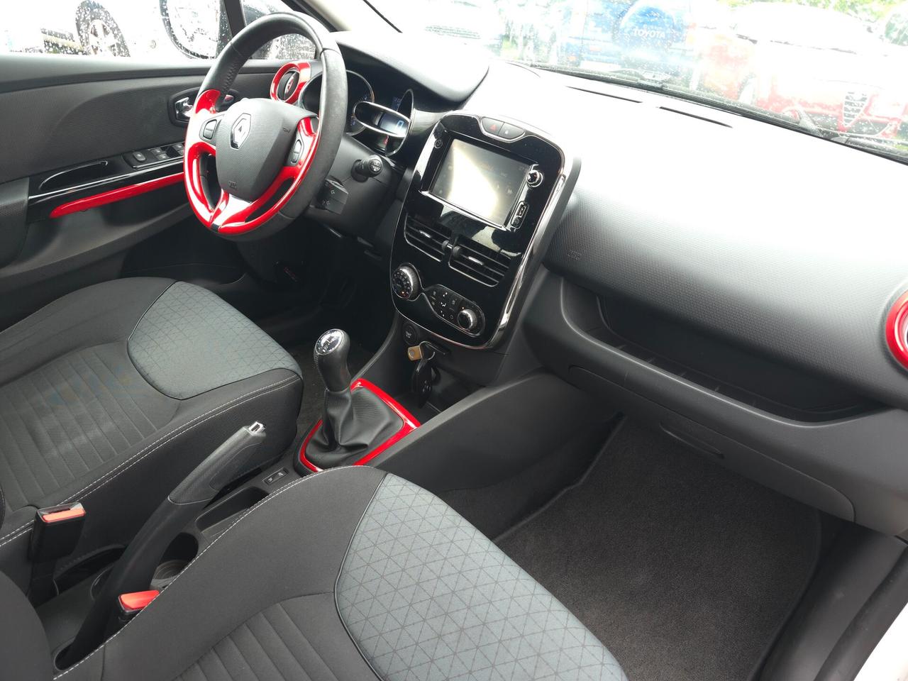 Renault Clio 0.9 TCe 12V 90CV Start&Stop 5 porte Energy