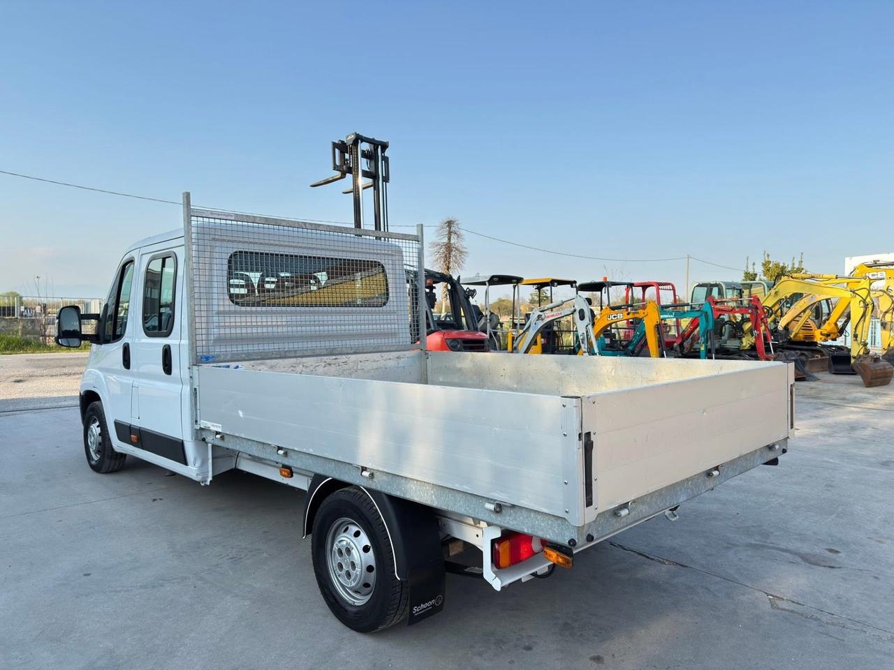 Furgone cassonato OPEL MOVANO - 7 POSTI