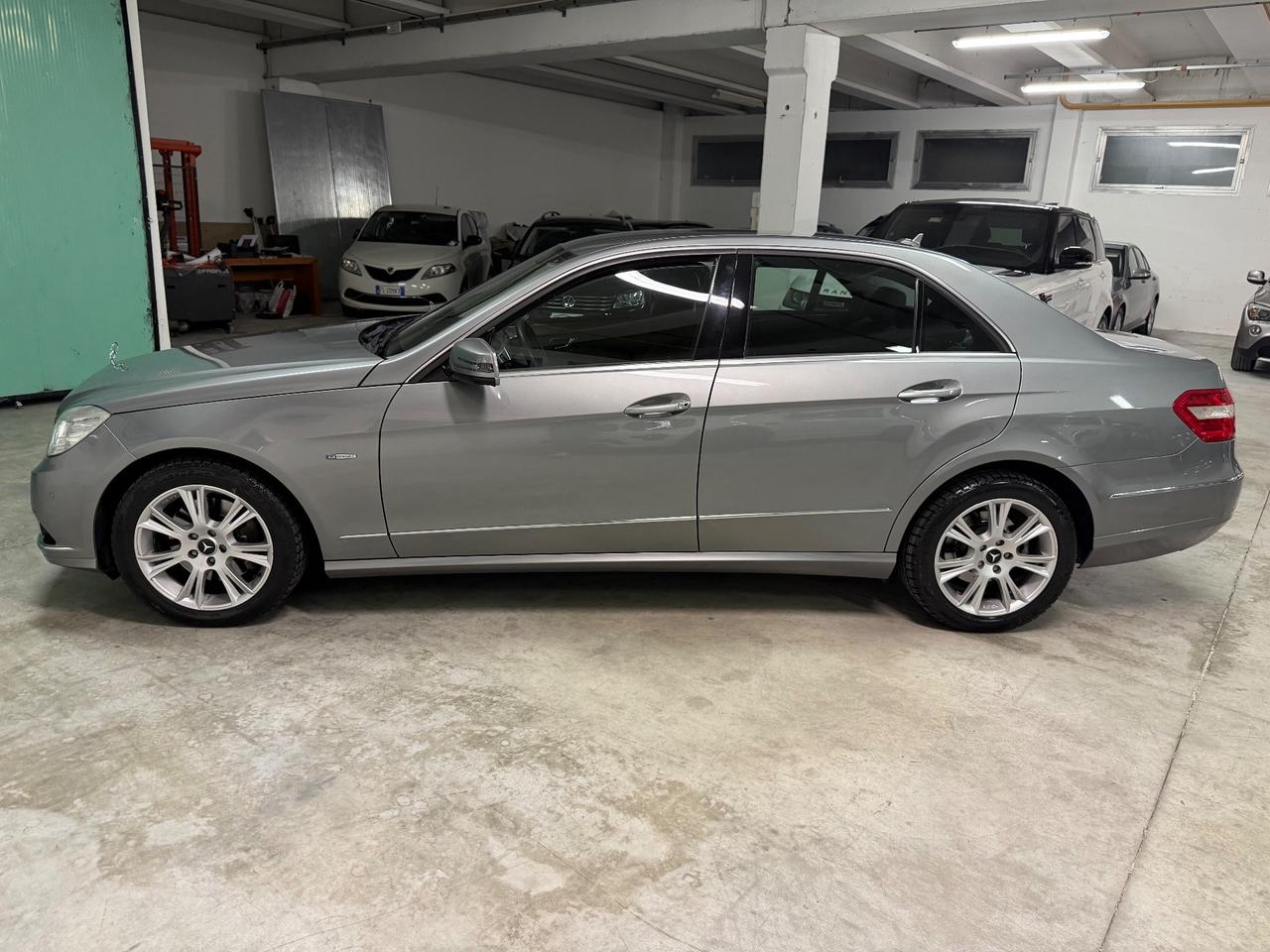 Mercedes-benz E 250 CDI BlueEFFICIENCY Elegance