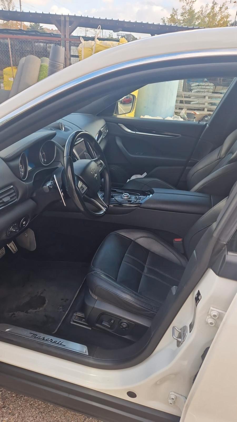 Maserati Levante V6 Diesel AWD Gransport