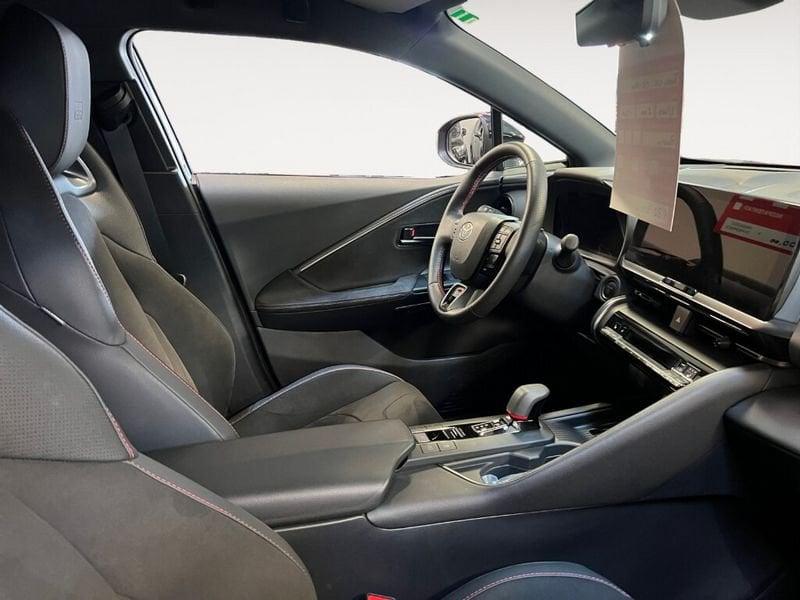 Toyota C-HR (2023-->) 2.0 PHEV GR Sport