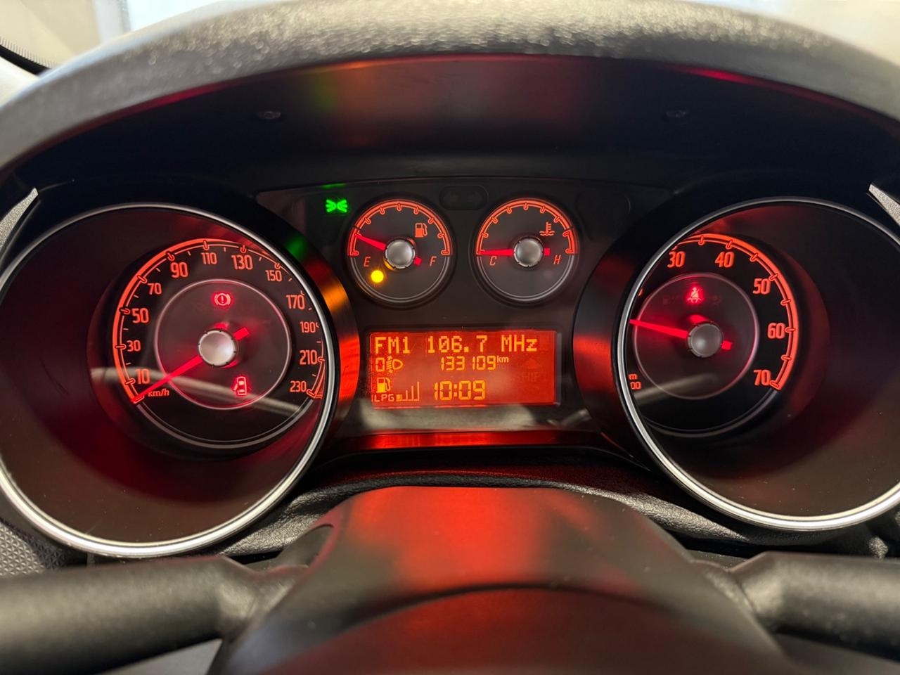 Fiat Punto 1.4 8V 5 porte Easypower Street