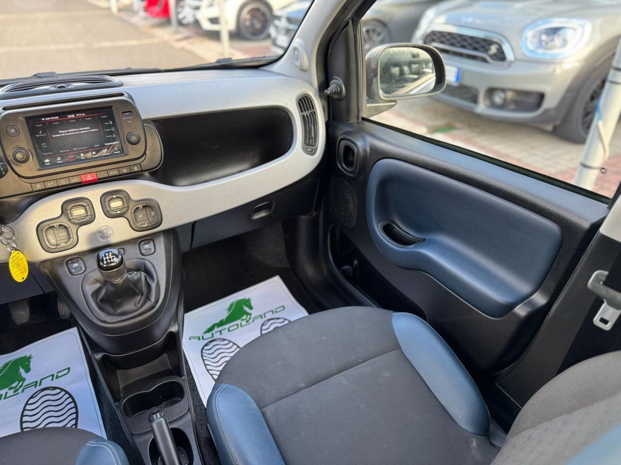 FIAT Panda Cross 1.0 FireFly S&S Hybrid UniPro UConnect 7 Pollici