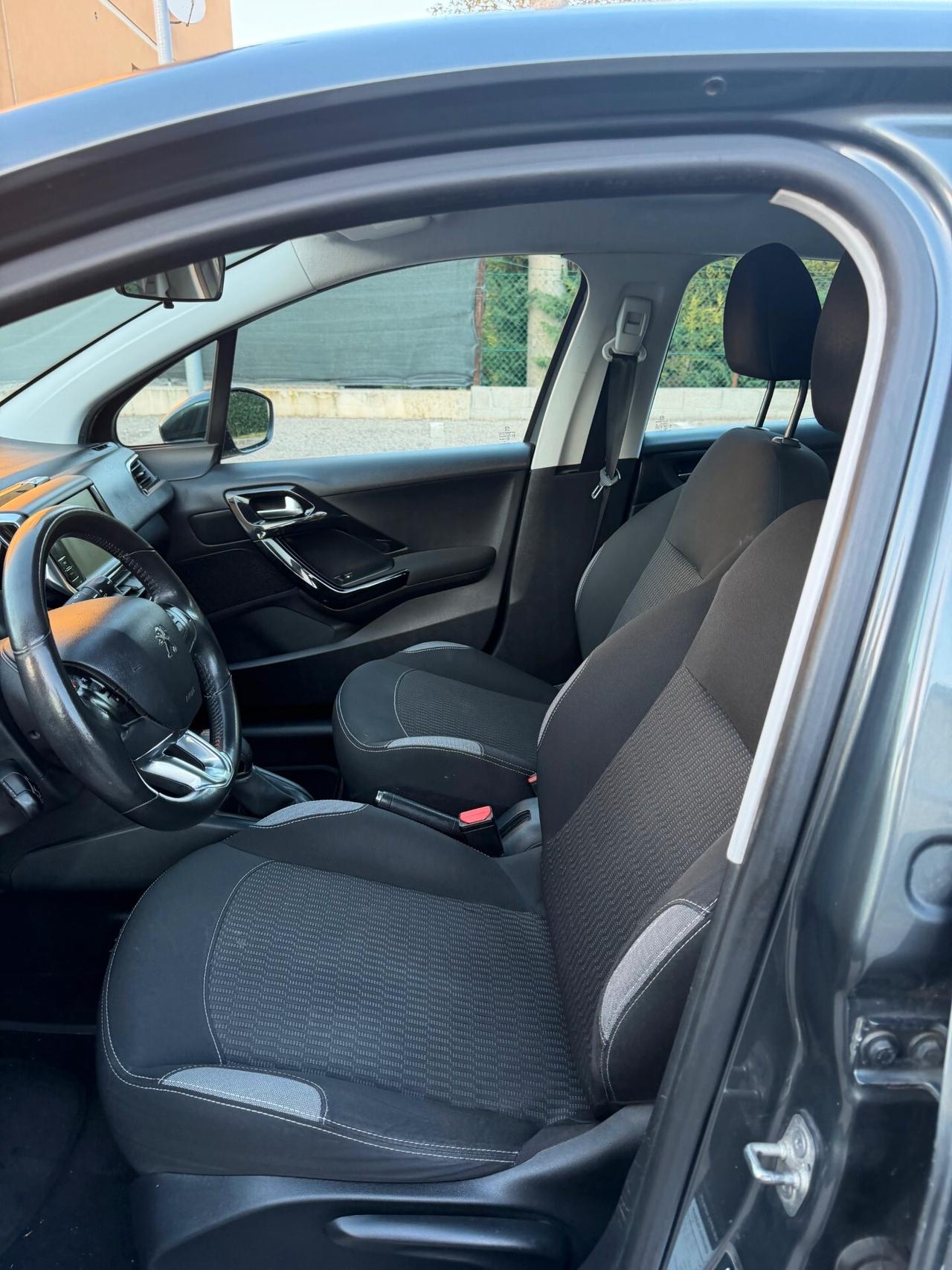 Peugeot 208 1.6 - NEOPATENTATI - 12 MESI DI GARANZIA -