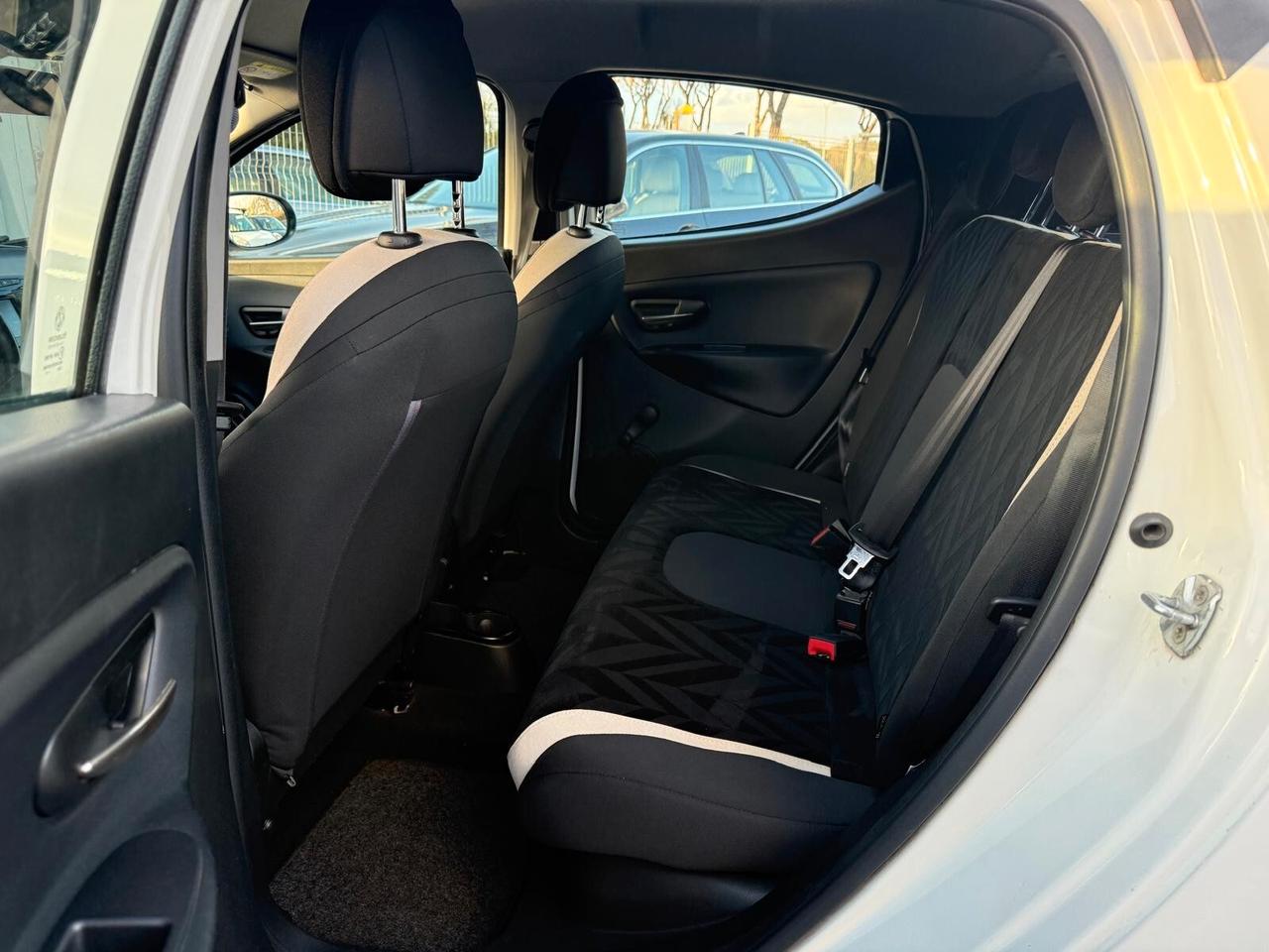 Lancia Ypsilon 1.3 MJT 16V 95 CV 5 porte S&S Gold