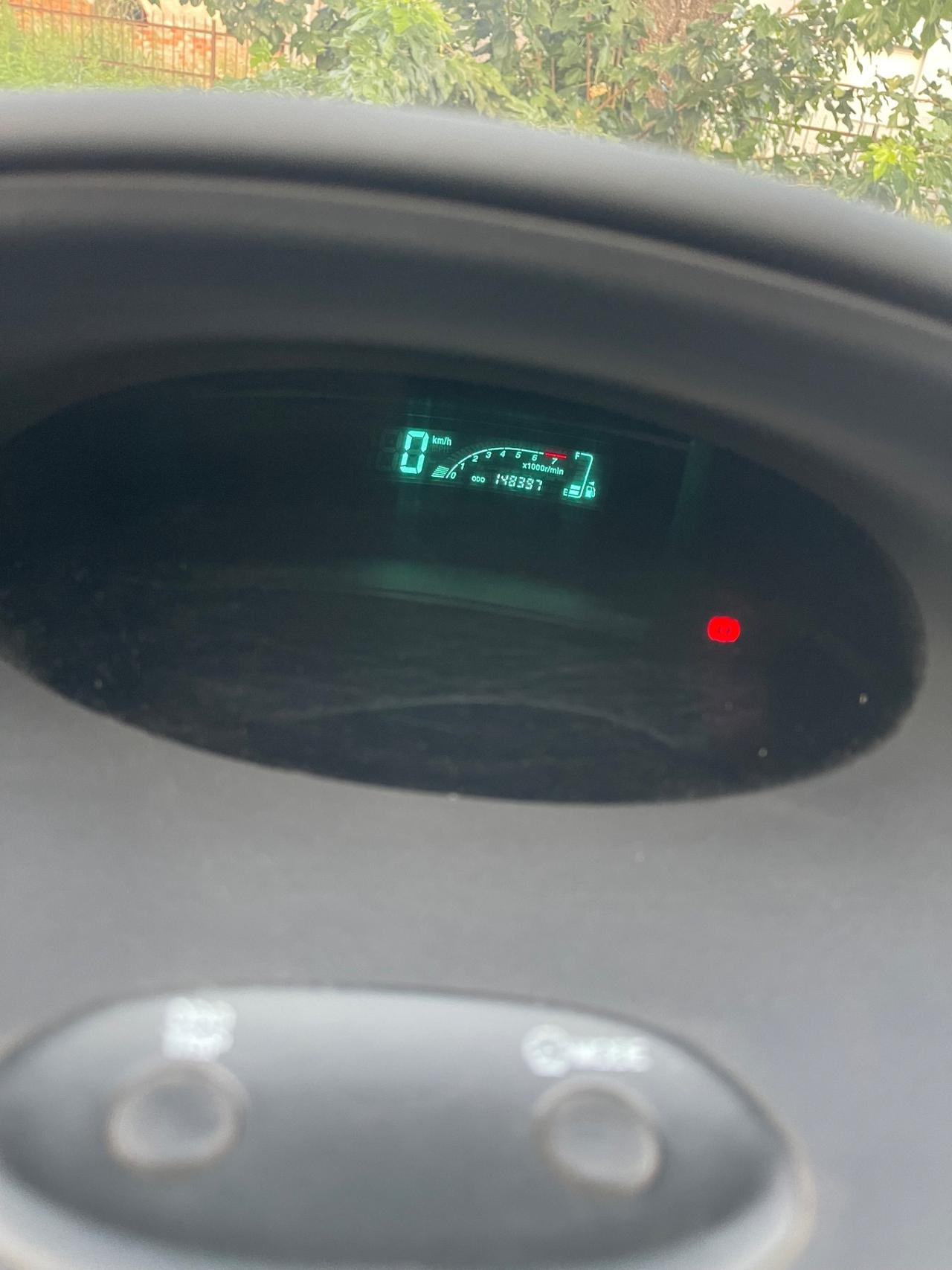 Toyota Yaris 1.0i 16V cat 3 porte