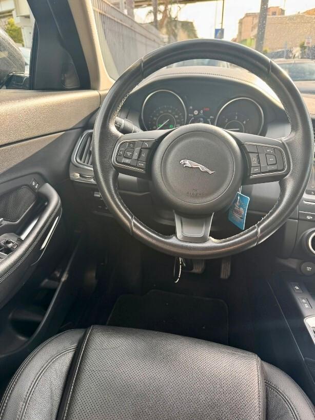 Jaguar E-Pace 2.0D 150 CV R-Dynamic S