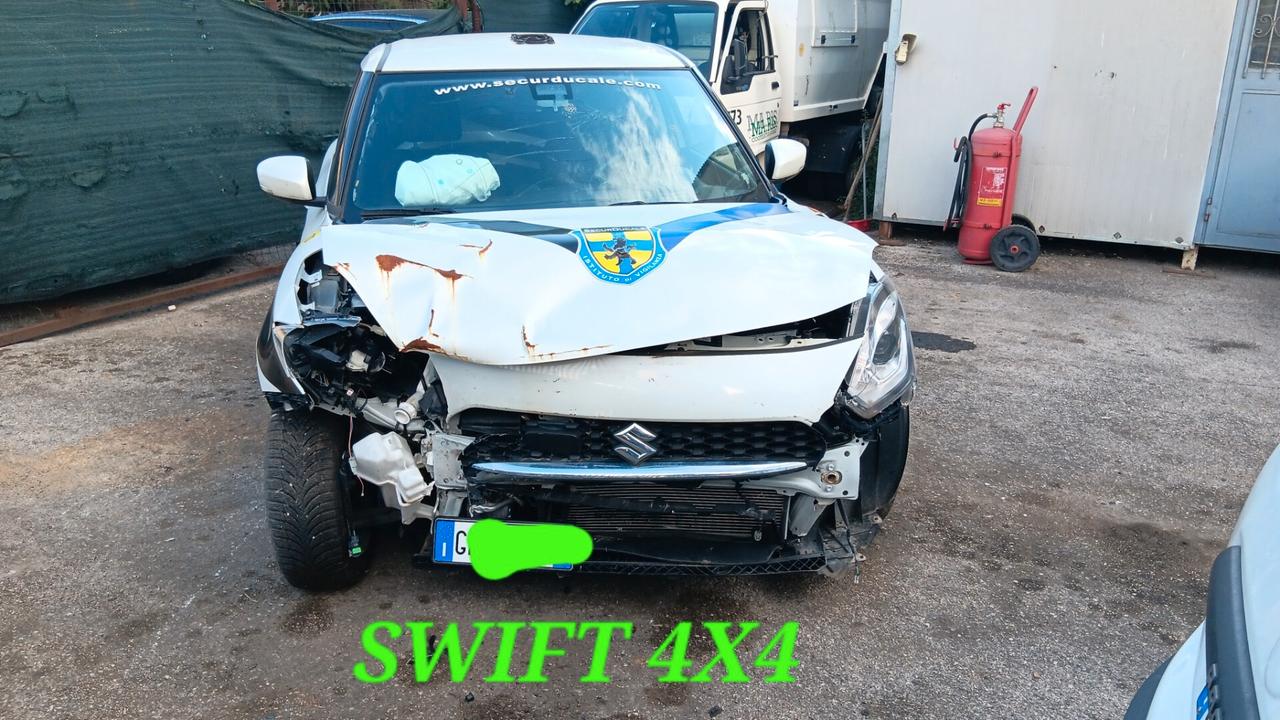 SUZUKI SWIFT 4X4 INCIDENTATA SINISTRATA MONDIALCARS 023