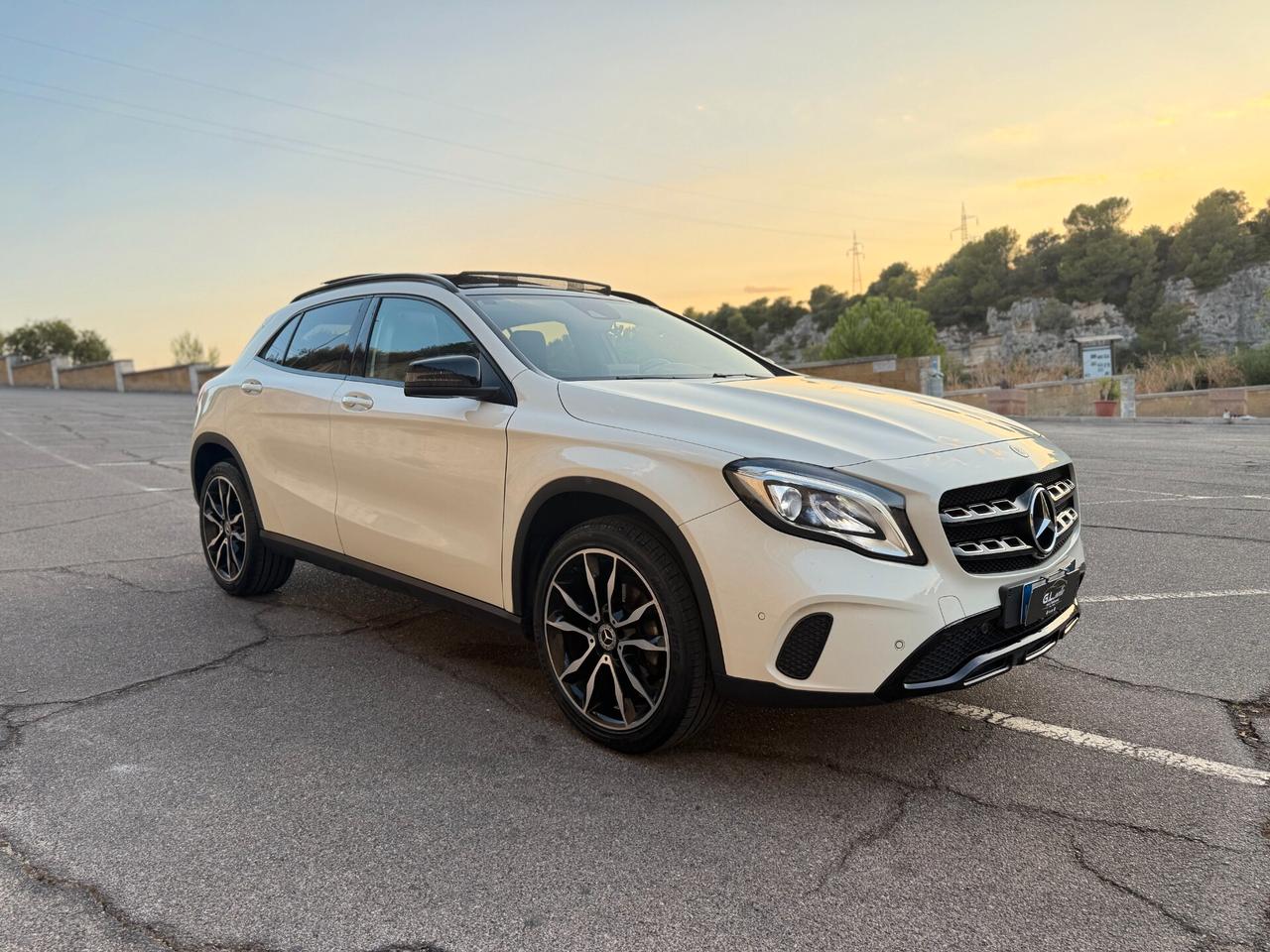 Mercedes GLA 200/2.2 136CV/CAR PLAY/TETTO/KYLESS
