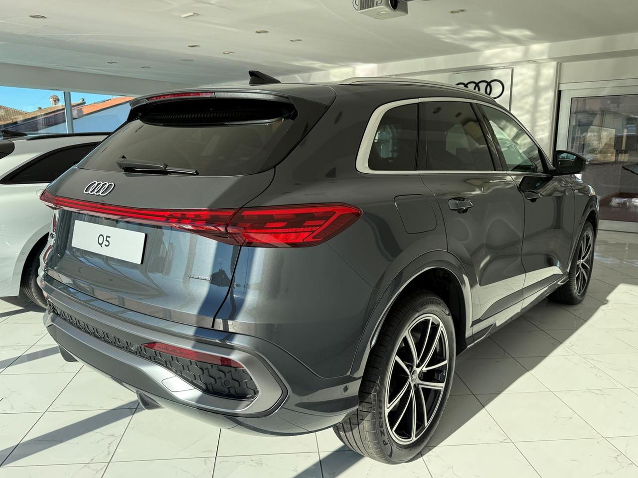 AUDI Q5 III 2025 audi-q5-iii-2025-1968-204cv-q5-2-0-tdi-mhev-s-line-edition-quattro-204cv-s-tronic-c