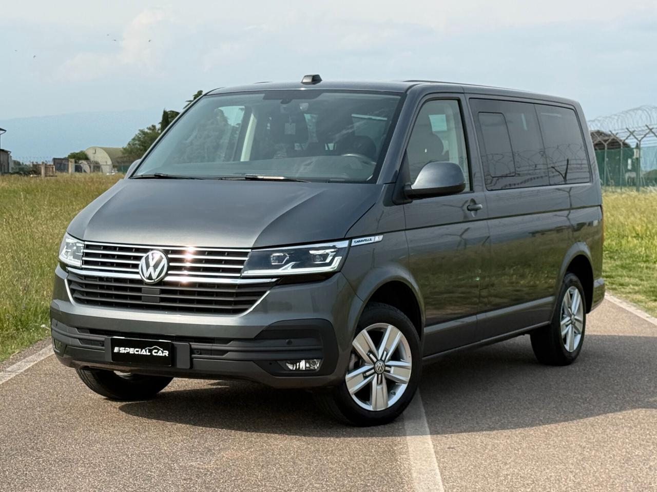 Volkswagen Caravelle 2.0 TDI 150CV DSG PC "NUOVO - 9 POSTI - 29000KM !!!"
