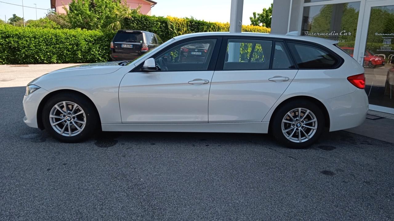 Bmw 318 318d Touring Business Advantage aut.