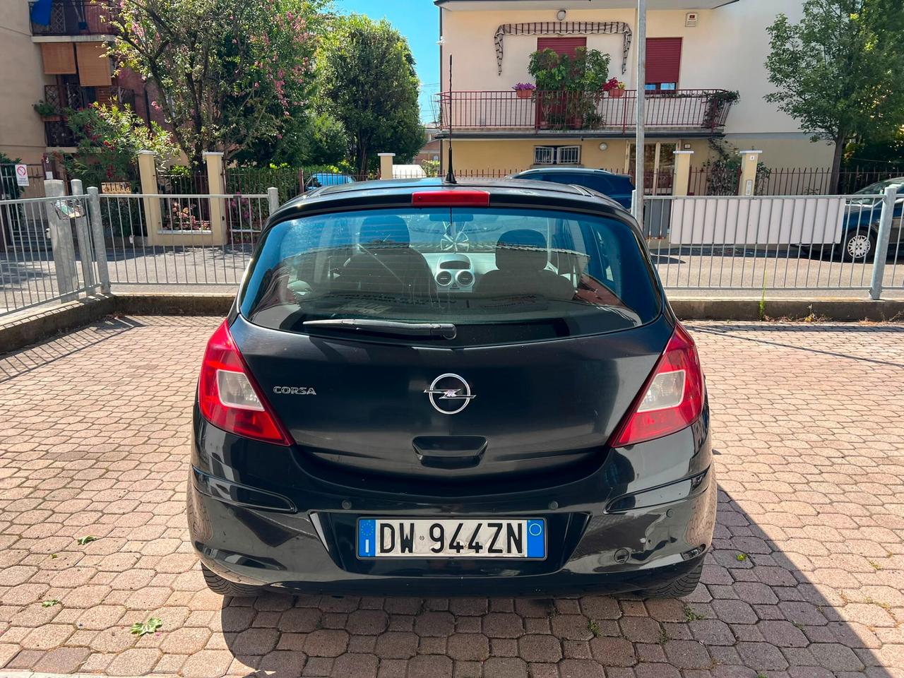Opel Corsa 1.2 Edition Benzina/Metano