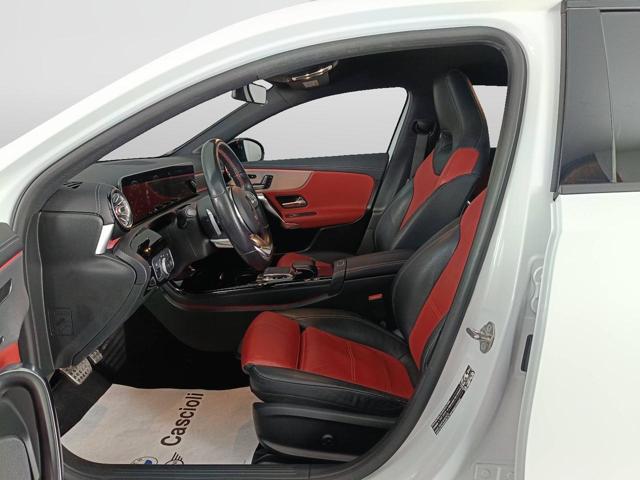 Mercedes-Benz Classe A - W177 2018 - A 180 d Premium auto