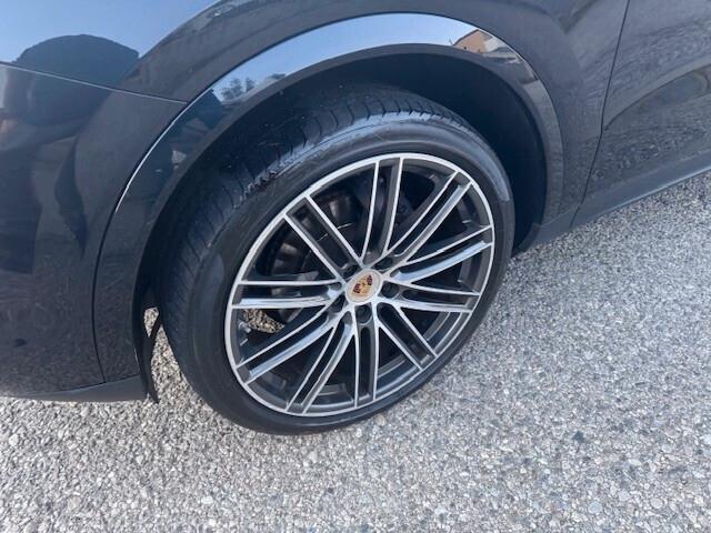 Porsche Cayenne 3.0 V6 340cv