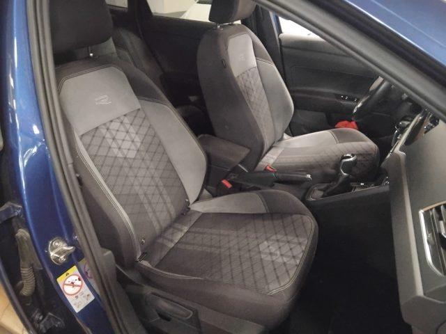 VOLKSWAGEN Taigo 1.0 TSI R-Line TETTO C/GRIMALDI SPECIAL DAY