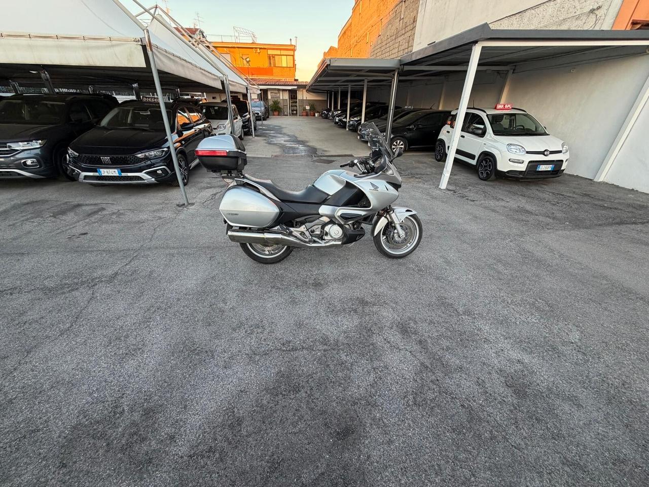 Honda Deauville 700 KM CERTIFICATI IN FATTURA