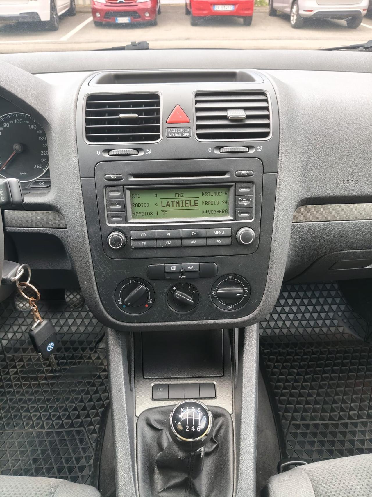 Volkswagen Golf 1.6 16V FSI 5p. Comfortline