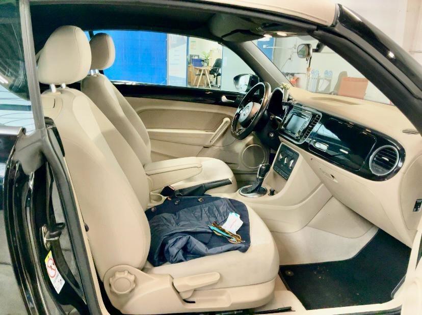 Volkswagen Maggiolino Cabrio 1.2 DSG TSI SENSORI DI PARCHEGGIO