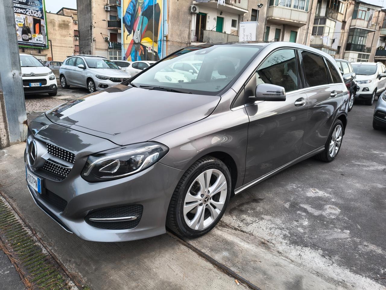MERCEDES-BENZ AUTOMATICA B 180 DIESEL PREMIUM 2018