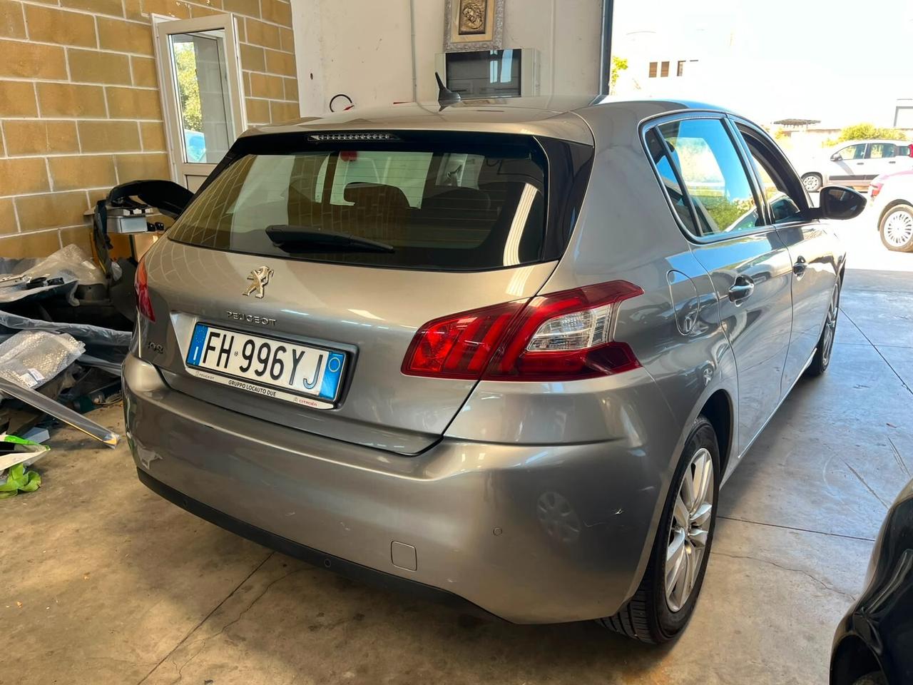 Peugeot 308 BlueHDi 120 S&S Business 2017