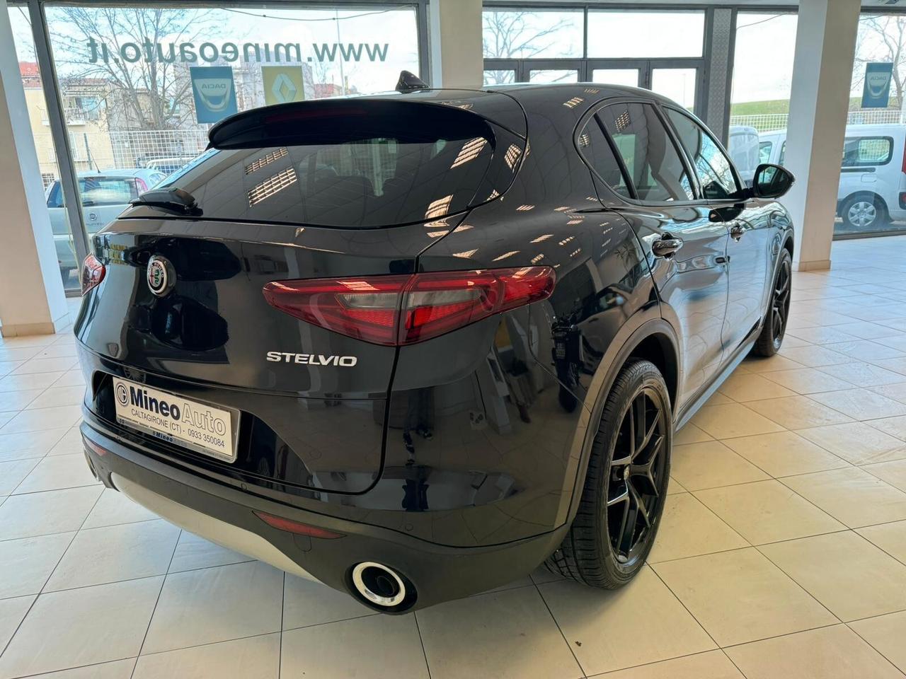 Alfa Romeo Stelvio 2.2 Turbodiesel 190 CV AT8 RWD Super Pack Black