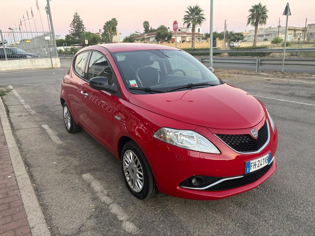 Lancia Ypsilon 1.2 GPL Ecochic Unipro 2017