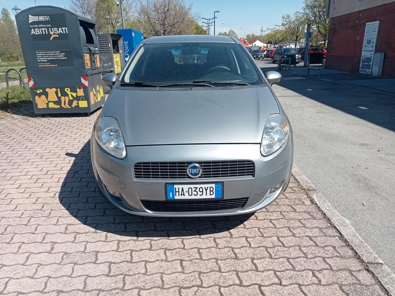 Fiat Grande Punto 1.4 5 porte Dynamic - OK Neopatentati