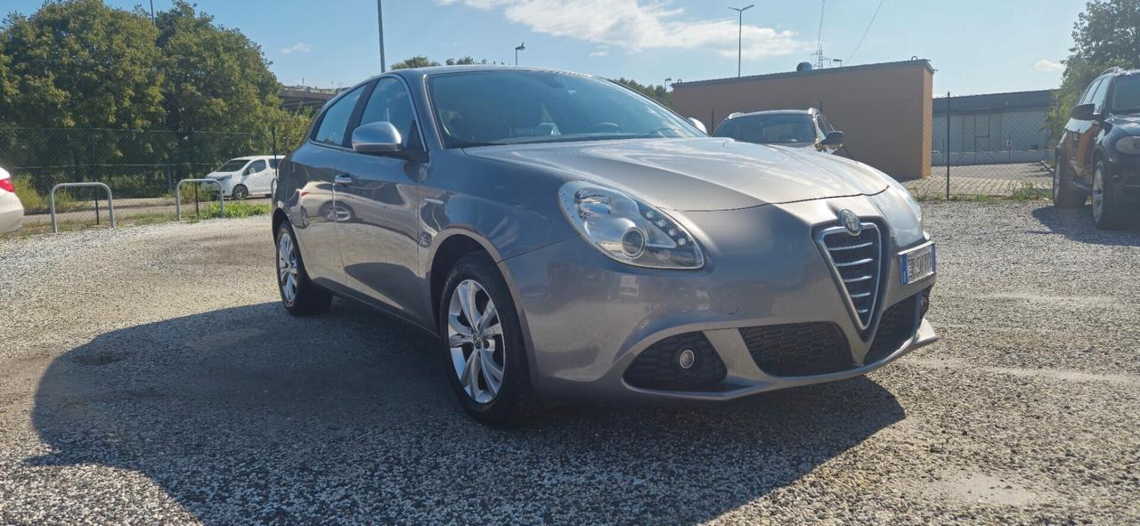 Alfa Romeo Giulietta 1.6 JTDm-2 105 CV Exclusive