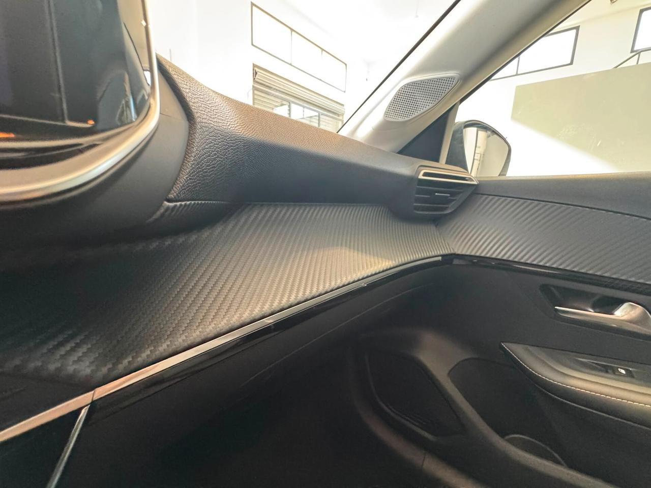 Peugeot 208 PureTech 100 Stop&Start 5 porte Allure
