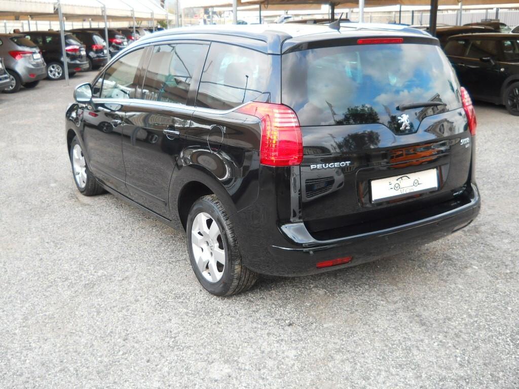 Peugeot 5008 1.6 e-HDi 115CV Stop&Start ETG6 Allure