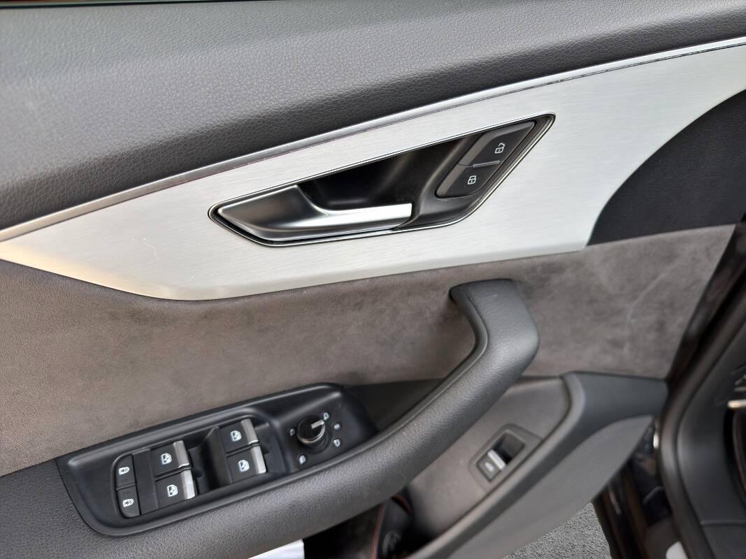 Audi Q8 3.0 286CV S LINE