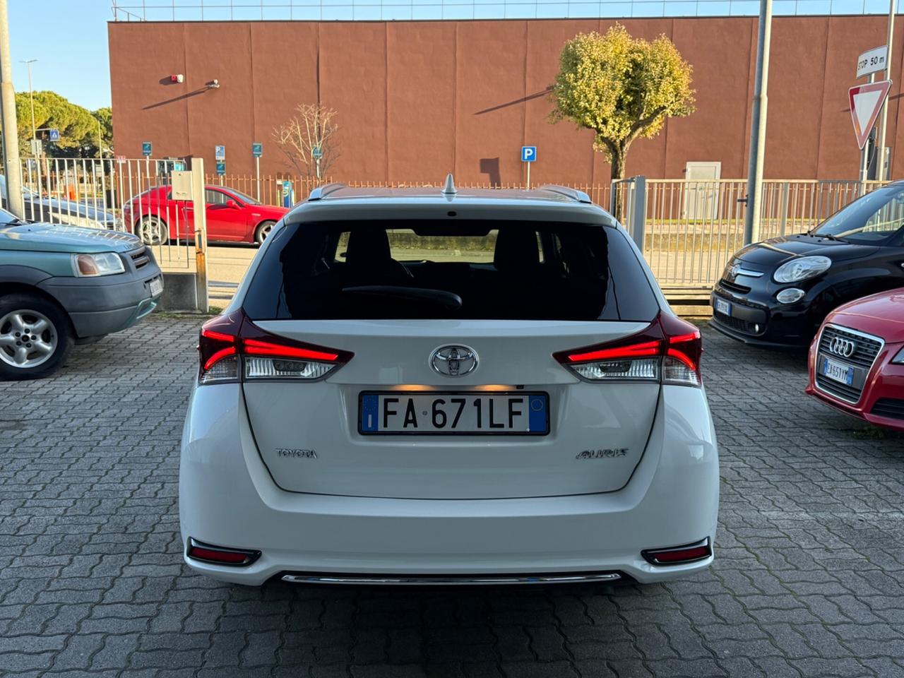 Toyota Auris Neopatentati Touring Sports 1.6 D-4D Lounge