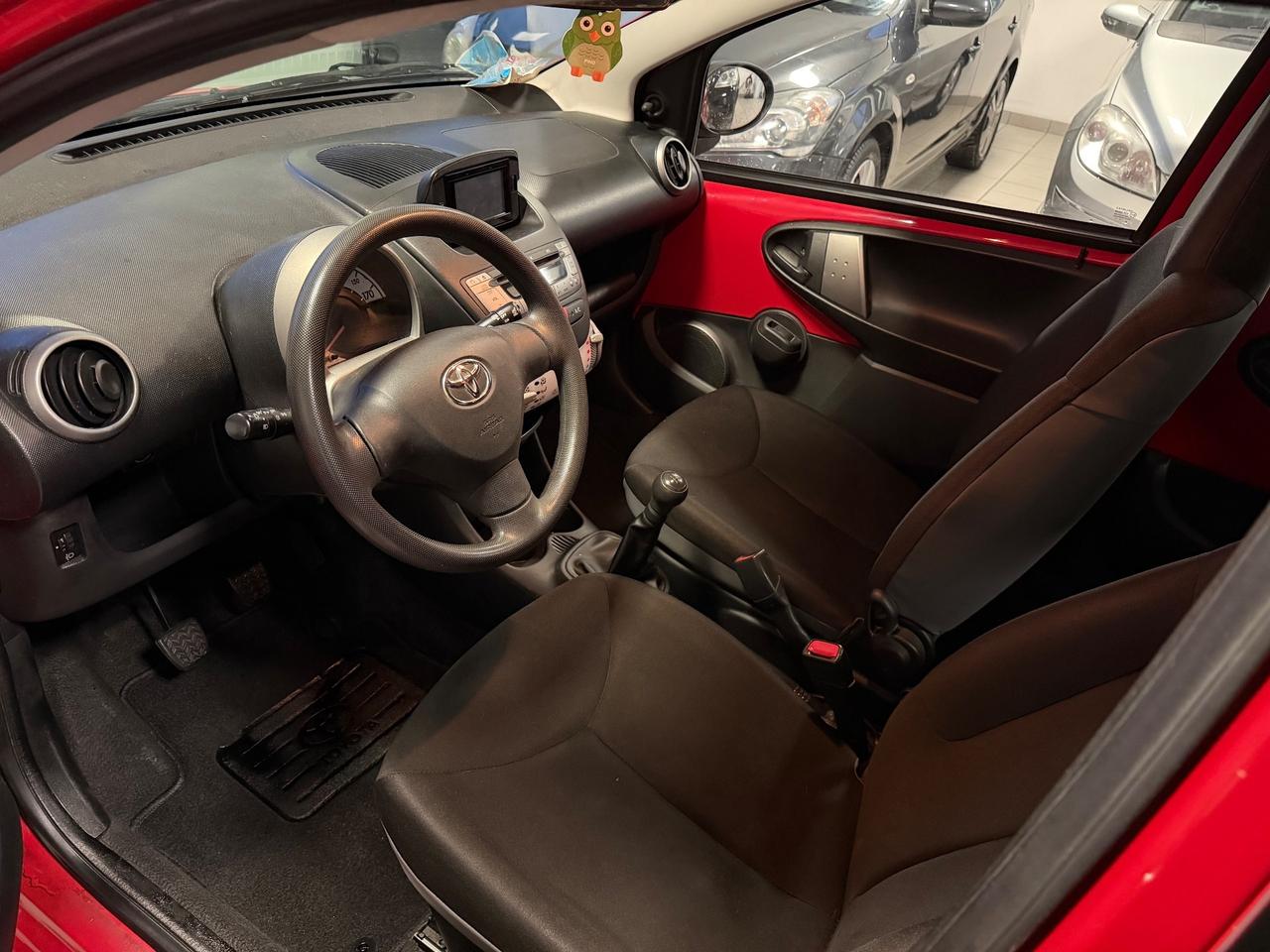 Toyota Aygo 1.0 12V VVT-i 5 porte Active Connect