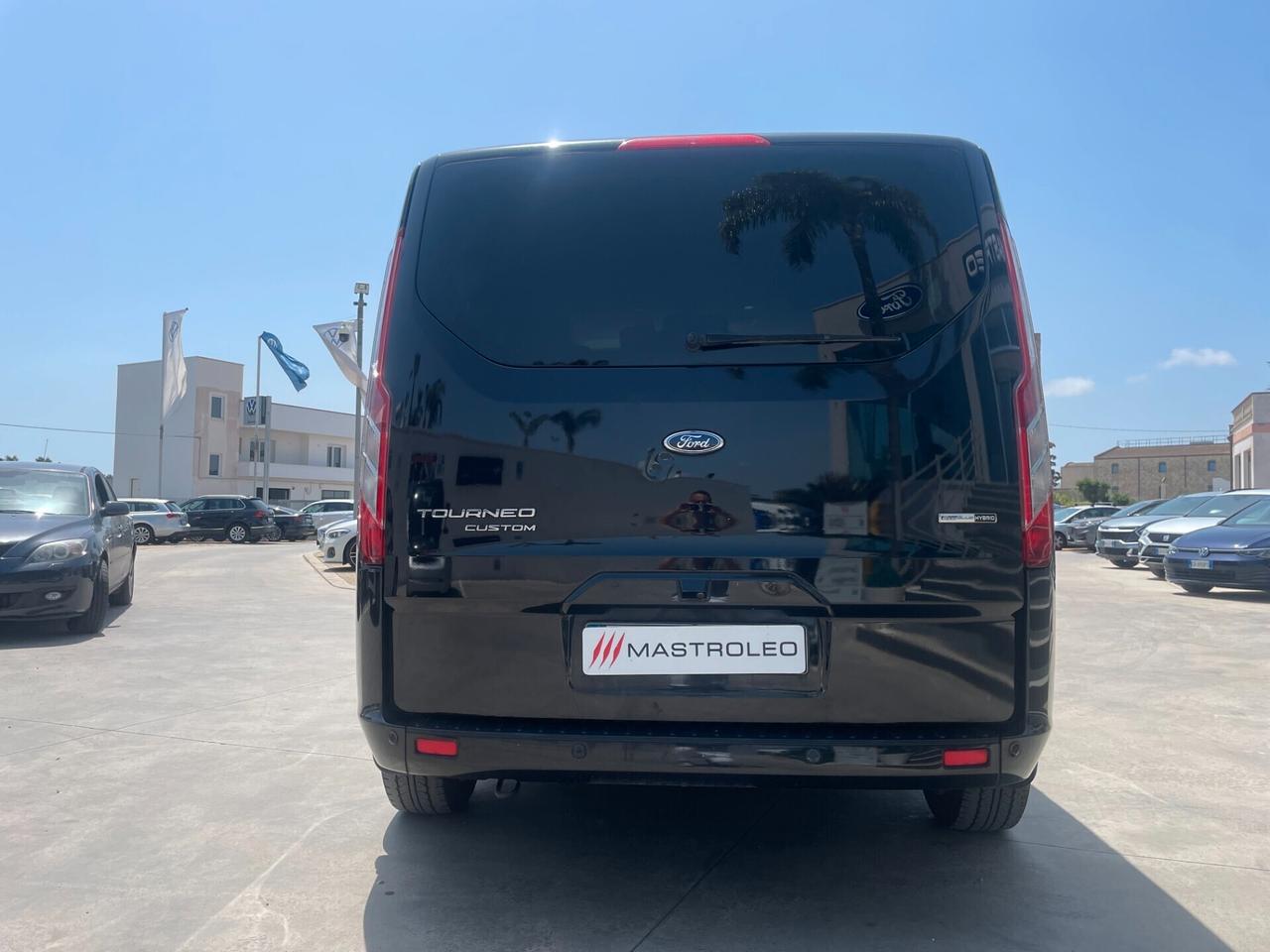 Ford Transit Custom 320 2.0 EcoBlue Hybrid 130 Trend