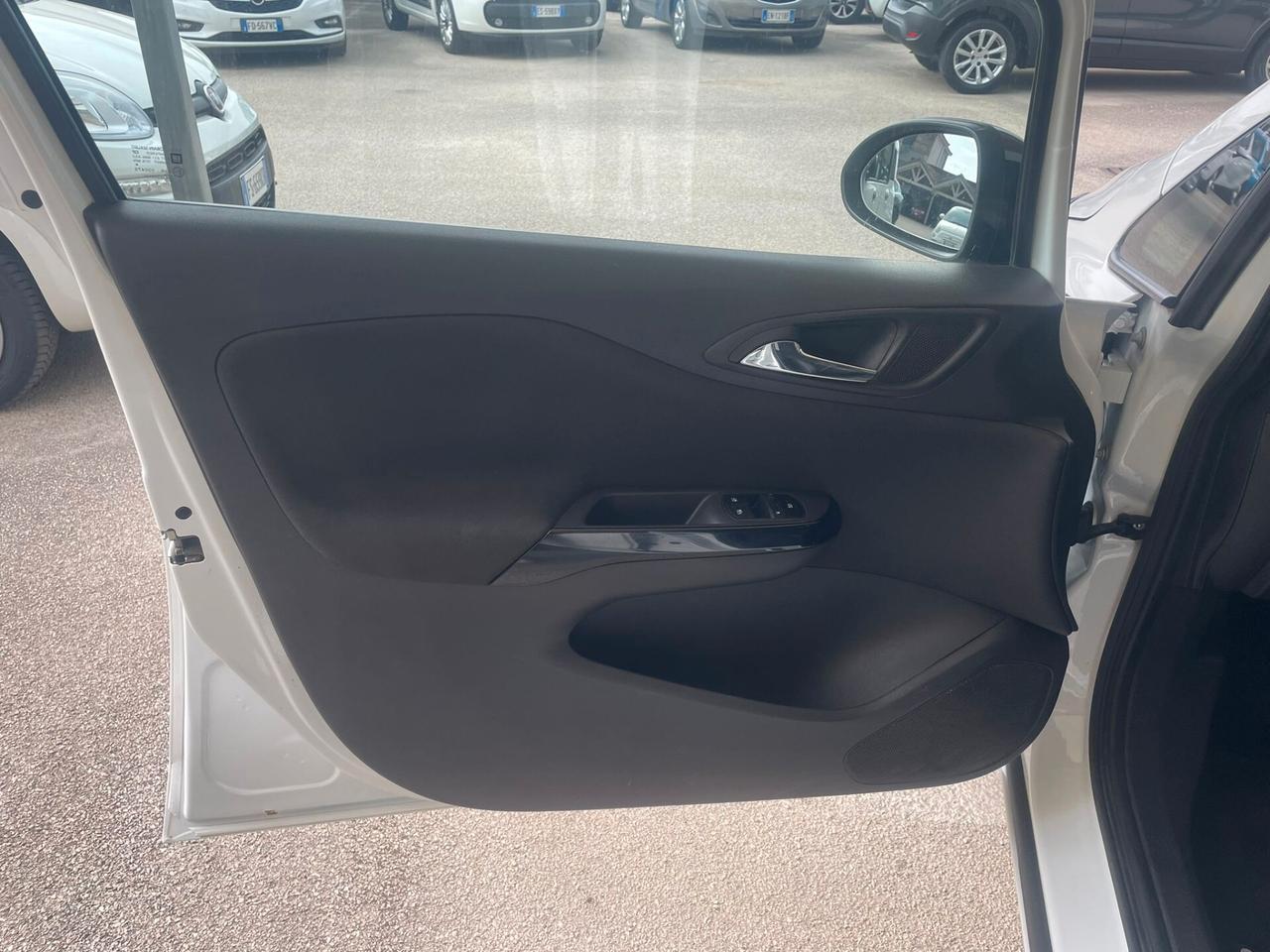 Opel Corsa 1.4 90CV GPL Tech 5 porte