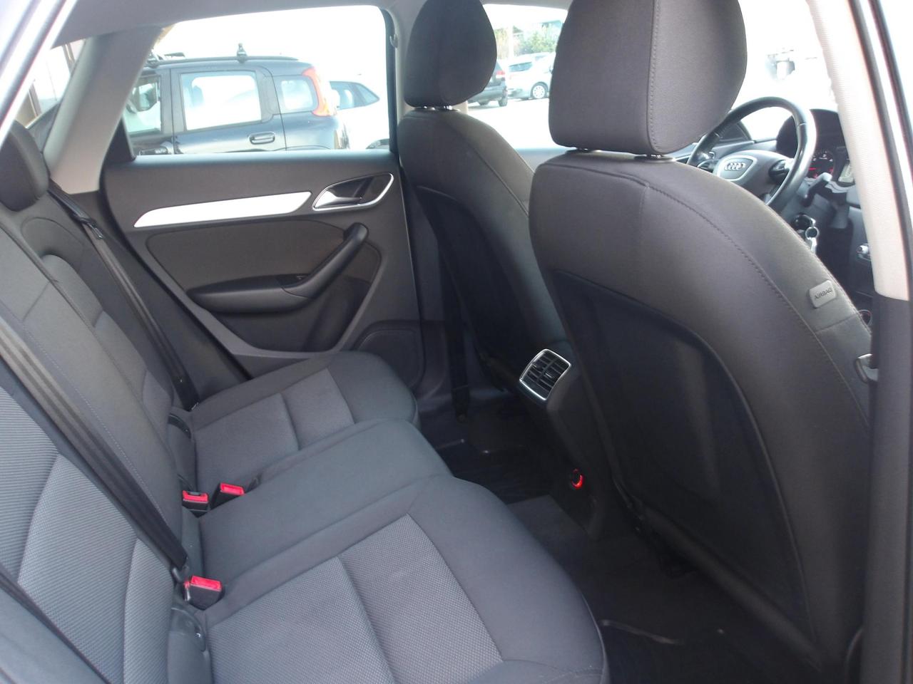 Audi Q3 2.0 tdi Business 150cv