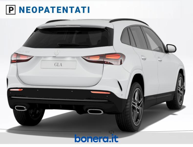 Mercedes GLA 180 180 AMG Line Extra 7G-DCT