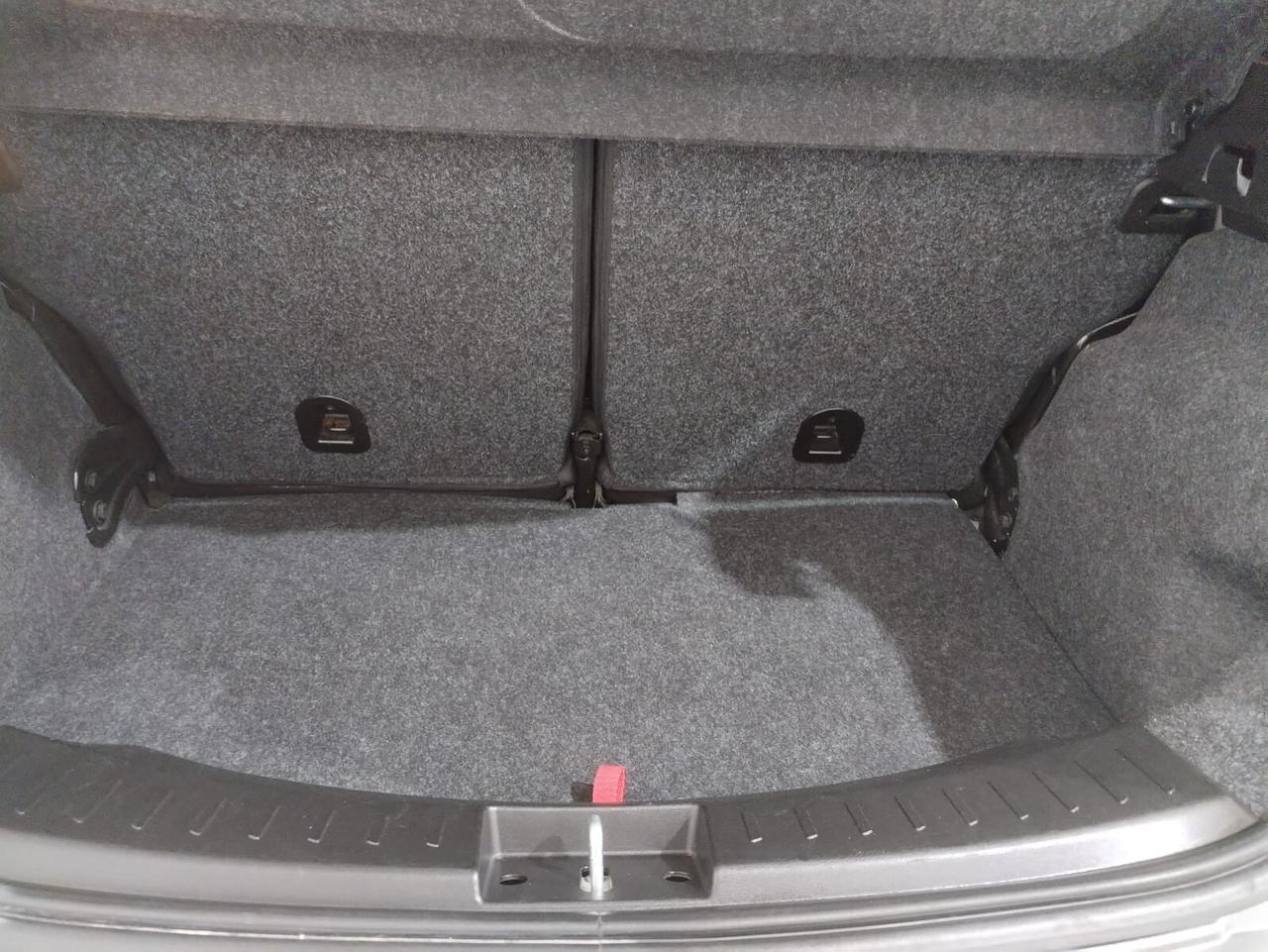 Lancia Ypsilon 1.0 FireFly 5 porte S&S Hybrid Ecochic Silver