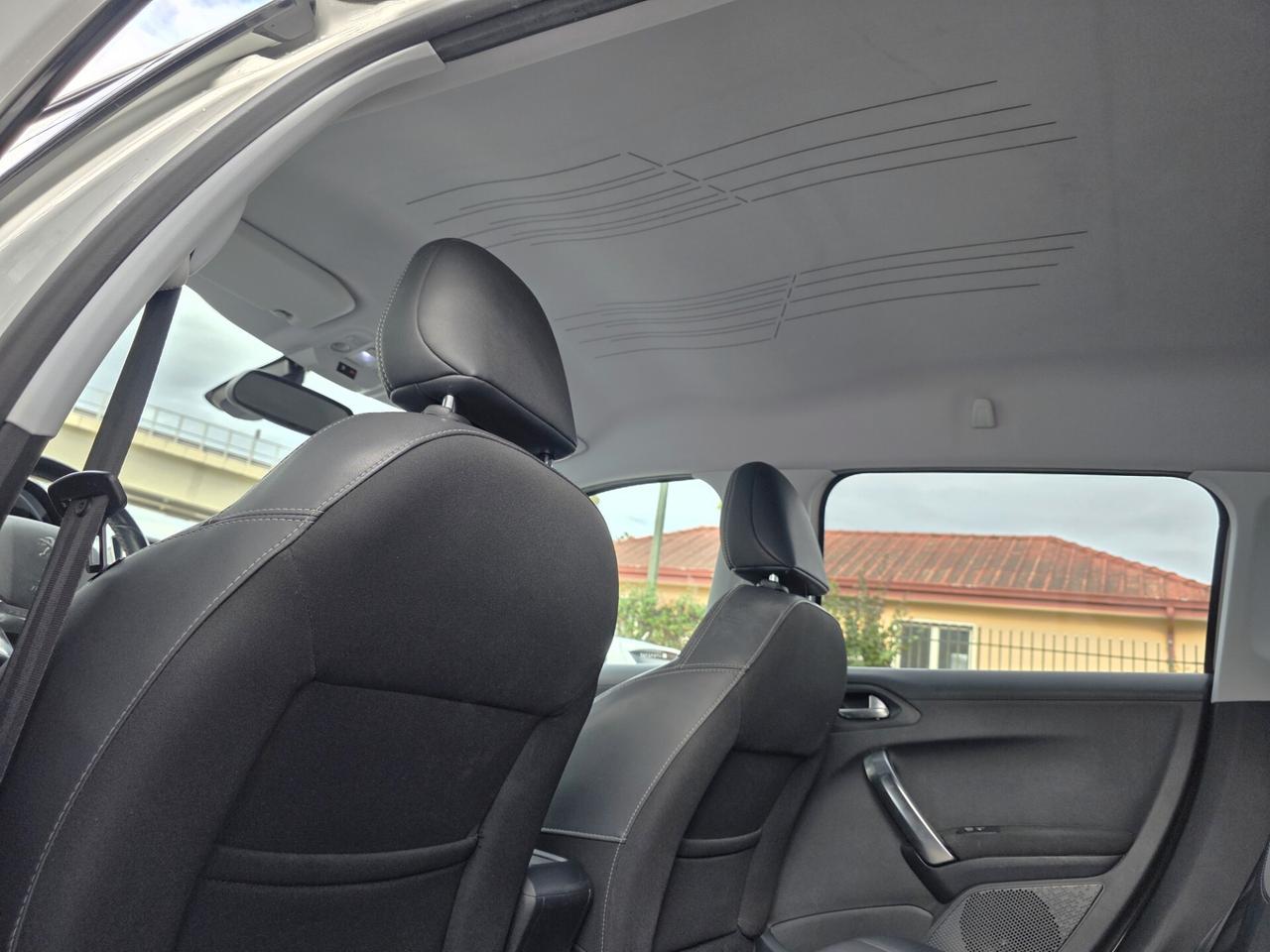 Peugeot 2008 BlueHDi 100 S&S Allure