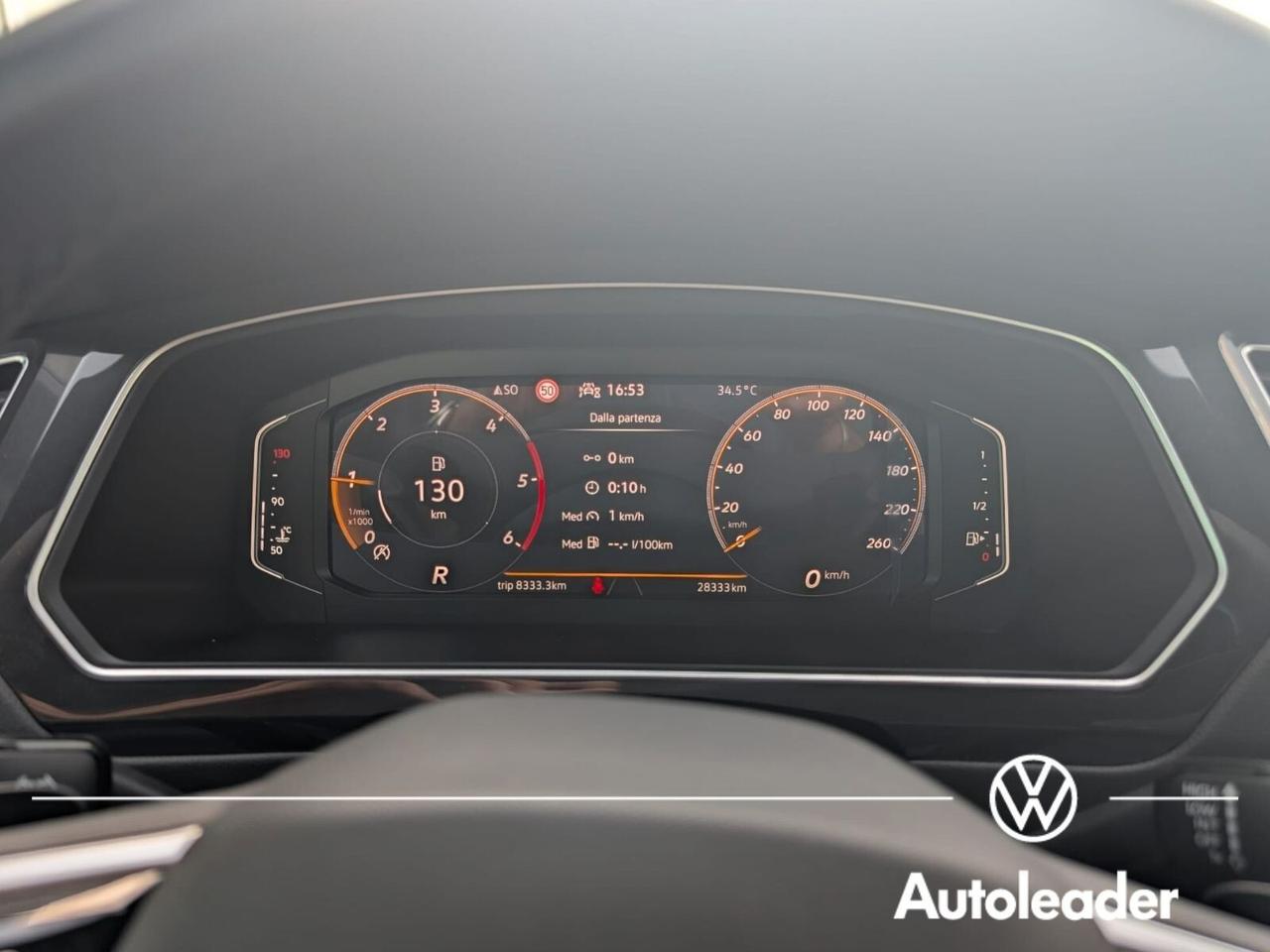 Volkswagen Tiguan R-Line 2.0 TDI 150 CV SCR DSG SOLO 27.000 Km